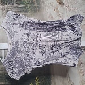Sweet Gisele Girls Large gray short sleeve New York sparkly bling Tshirt